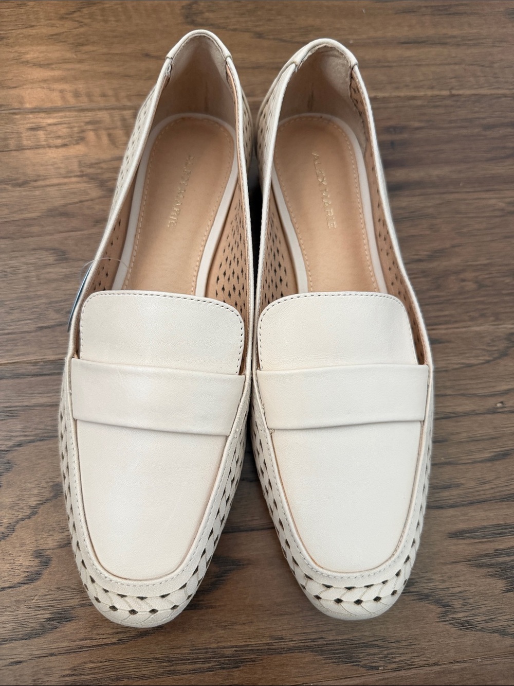 Alex Marie Arlias Ivory Laser Cut Perforated Leather Loafers Sz 8